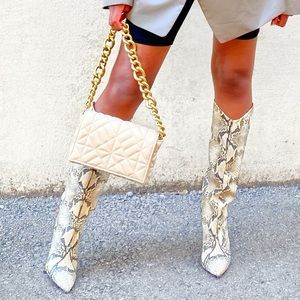 Zara cream quilted mini handbag (SOLD)